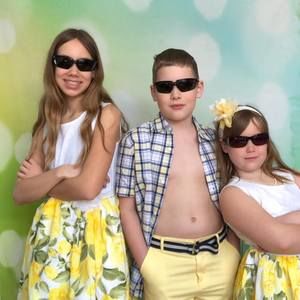 Meet your Posher, Kurin